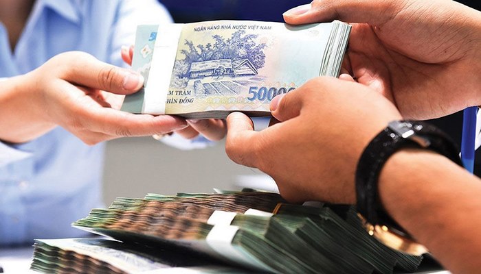 Vay tiền bằng giấy tờ và thẻ ATM không phức tạp