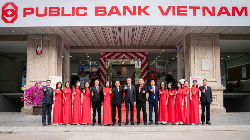 Public Bank la Ngan Hang gi