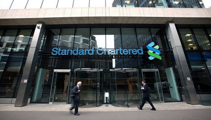 gio lam viec ngan hang standard chartered 2