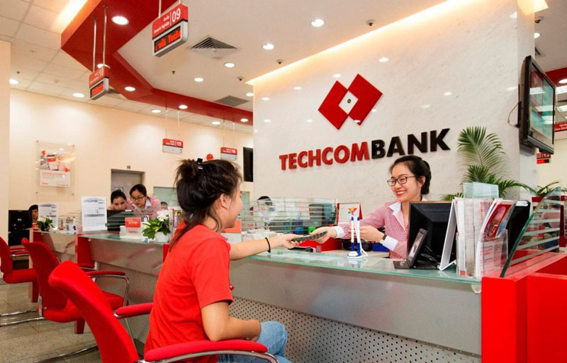 Bieu phi Techcombank2