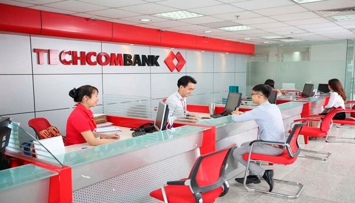 phi rut tien techcombank 2